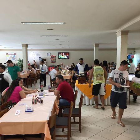 Hotel E Churrascaria Los Pagos リニャレス エクステリア 写真